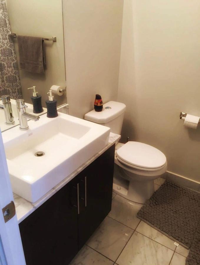 Beautiful Unit In Heart Of Downtown Toronto Lejlighed Eksteriør billede